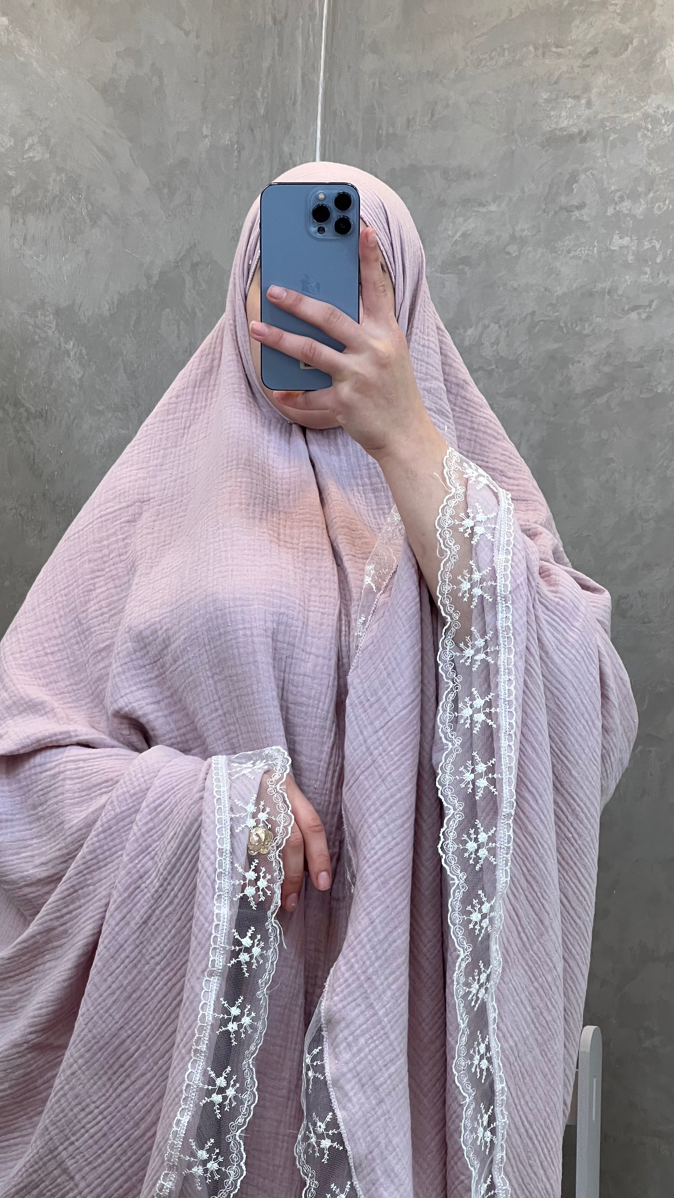 🤍 NARZIA – طقم فُلّة (إسدال & تنورة)