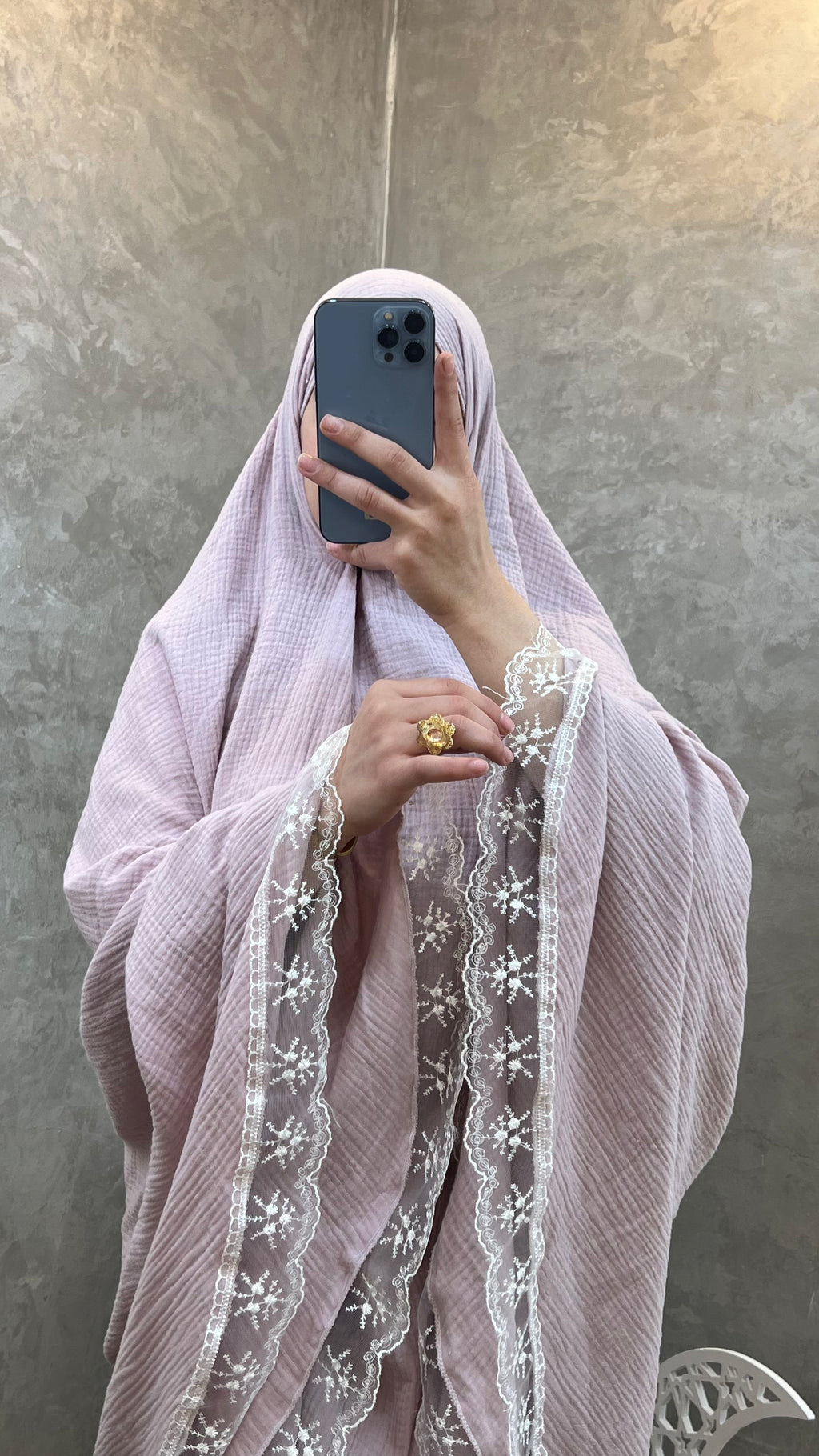 🤍 NARZIA – طقم فُلّة (إسدال & تنورة)